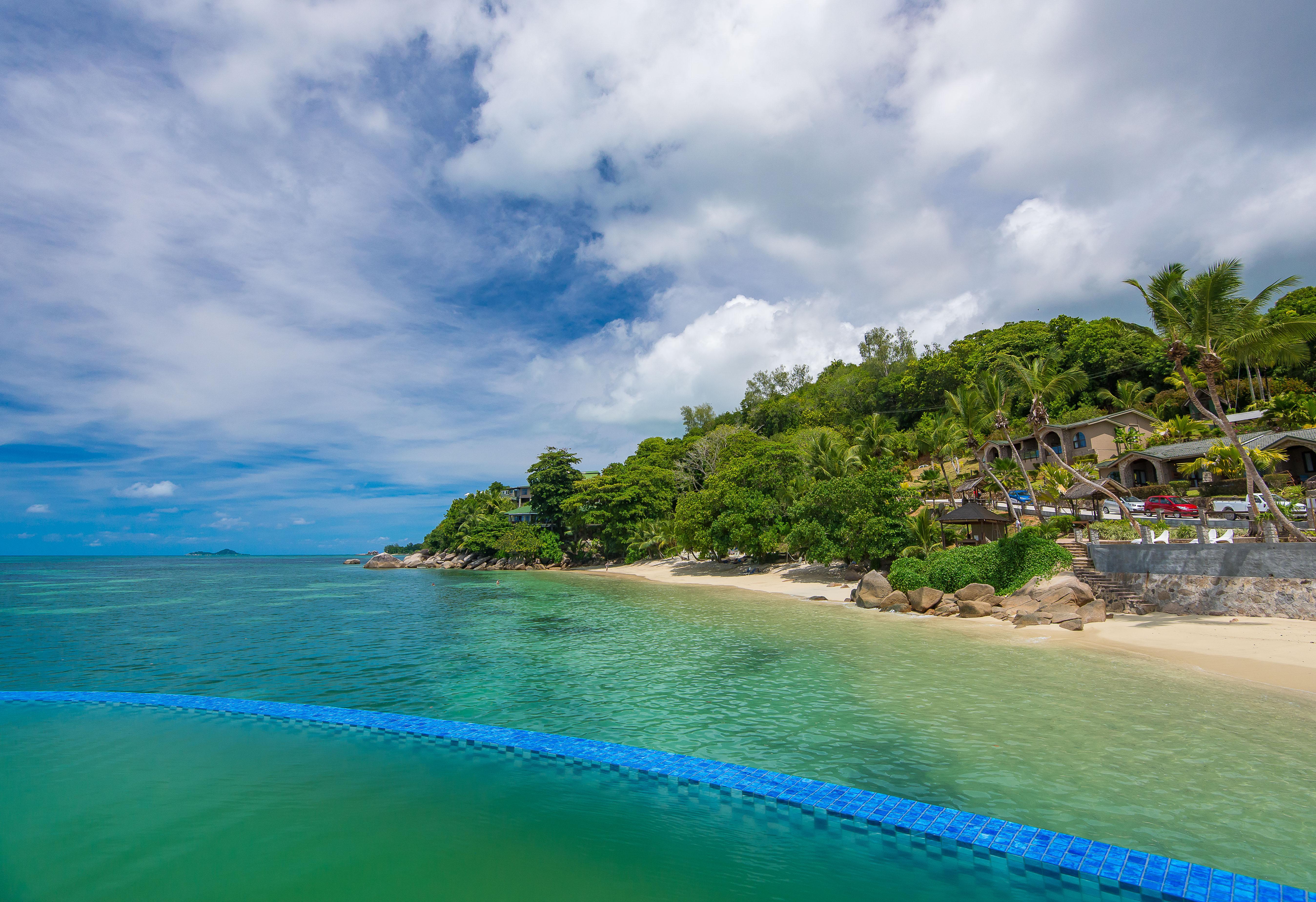 Coco De Mer Hotel And Black Parrot Suites Grand Anse  Exterior photo